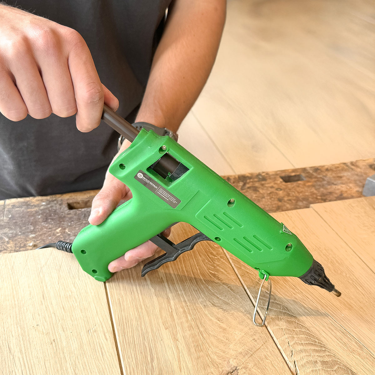 Kit básico de reparación de madera